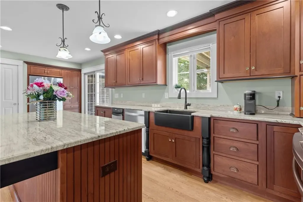 139 Durfee Road Tiverton RI 02878