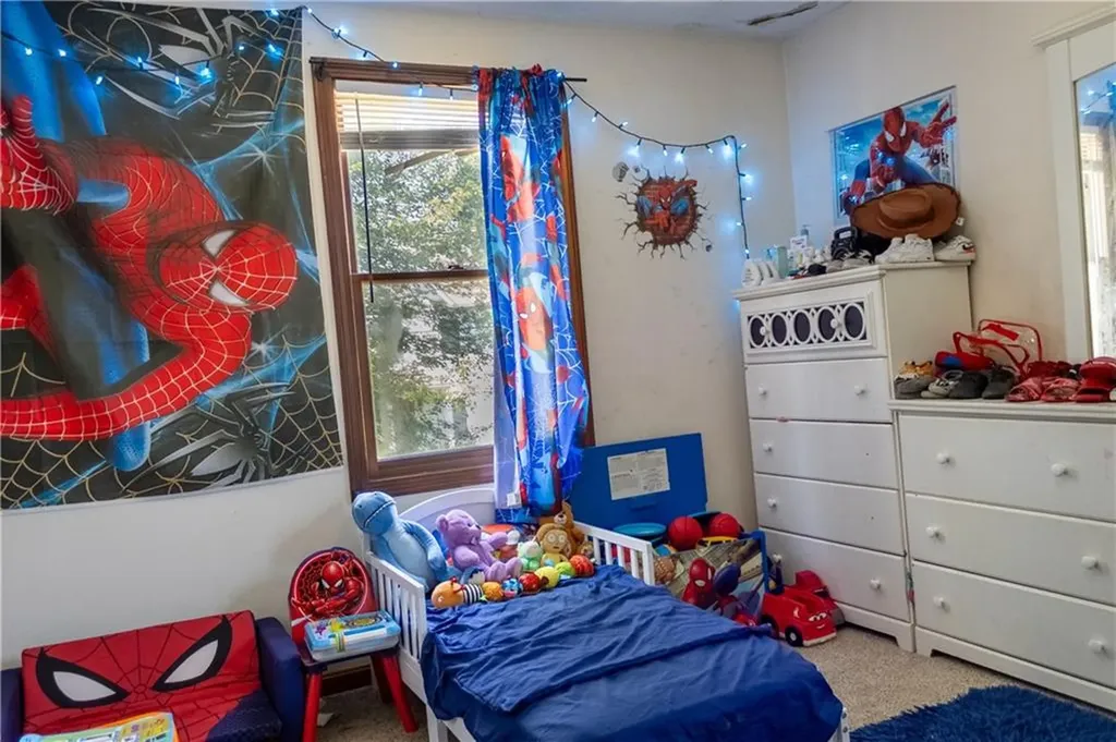 94 Waverly Street Warwick RI 02889