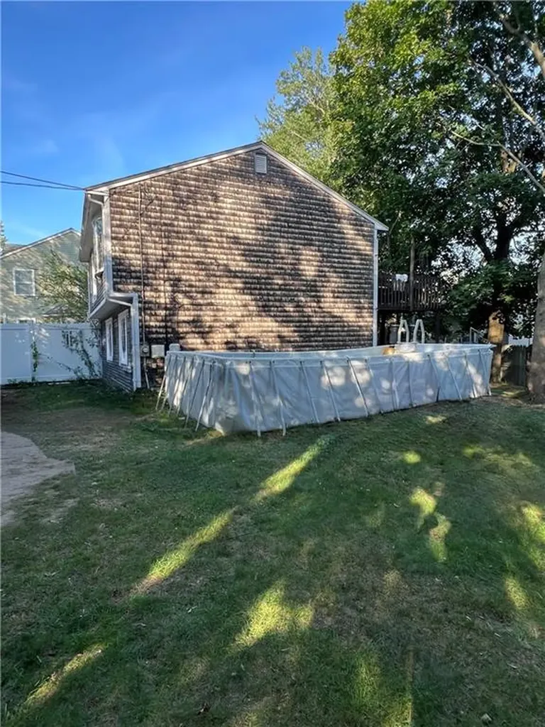 94 Waverly Street Warwick RI 02889