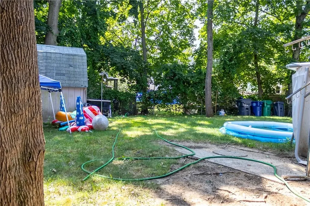 94 Waverly Street Warwick RI 02889