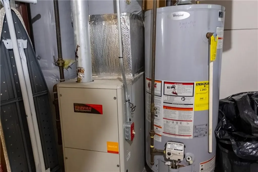 94 Waverly Street Warwick RI 02889