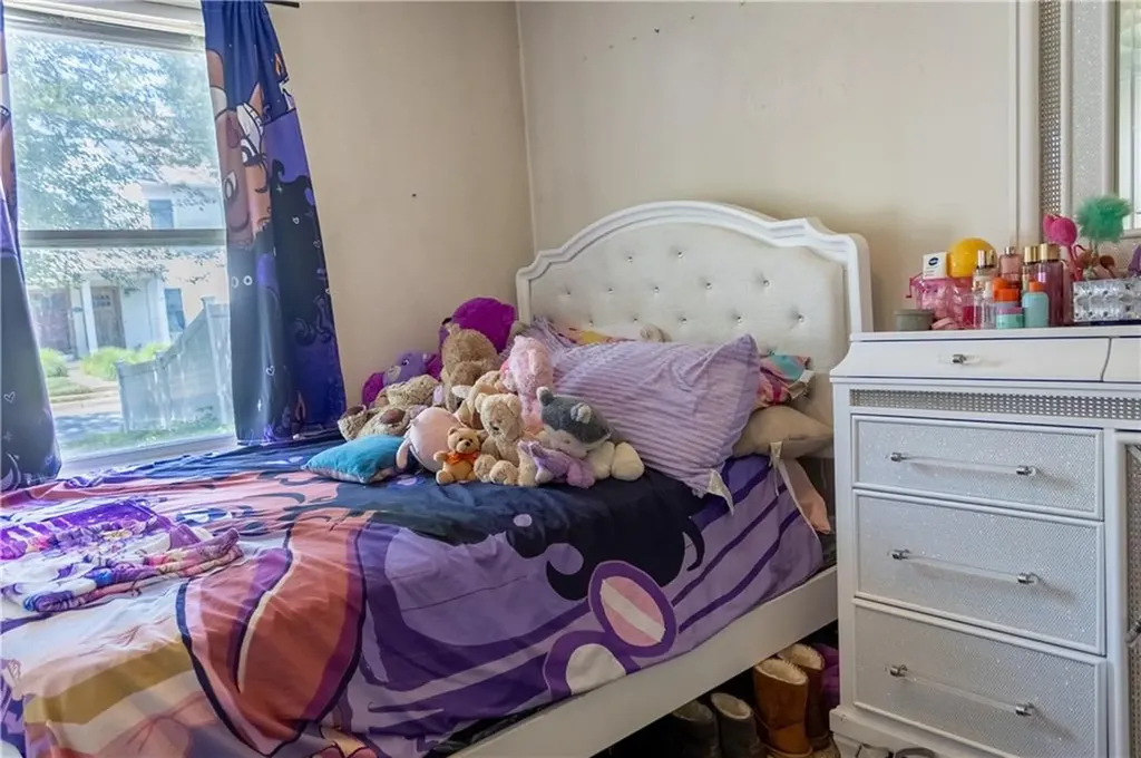 94 Waverly Street Warwick RI 02889