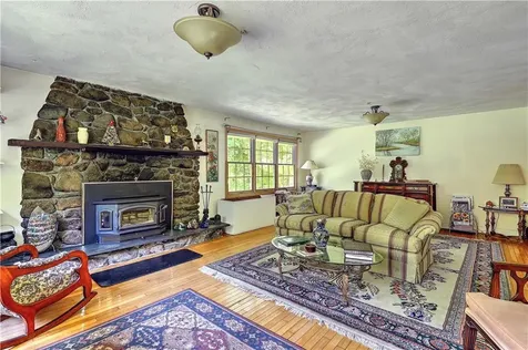 16 Salisbury Street Rehoboth MA 02769