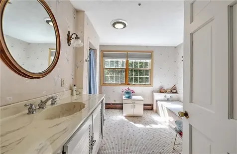 16 Salisbury Street Rehoboth MA 02769