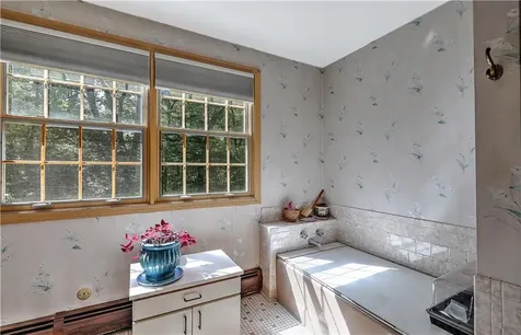 16 Salisbury Street Rehoboth MA 02769