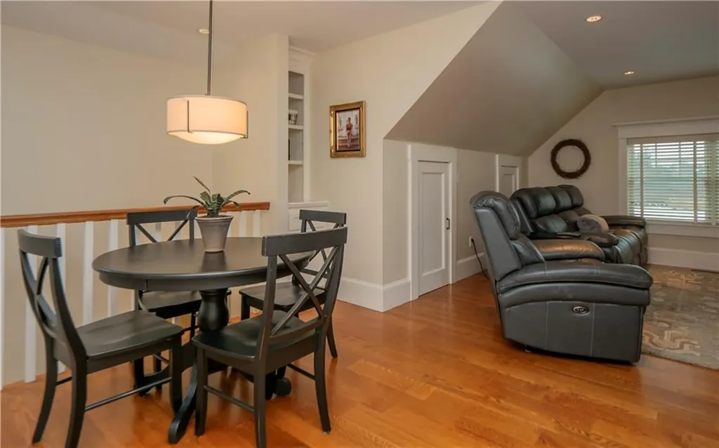 58 Ridge Road Newport RI 02840