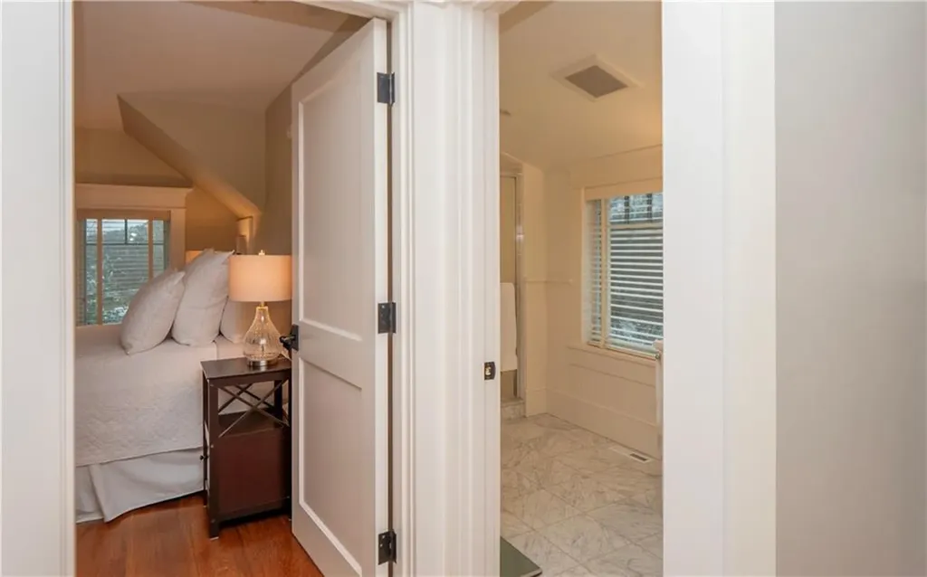 58 Ridge Road Newport RI 02840