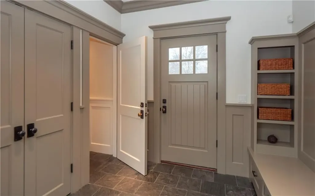 58 Ridge Road Newport RI 02840