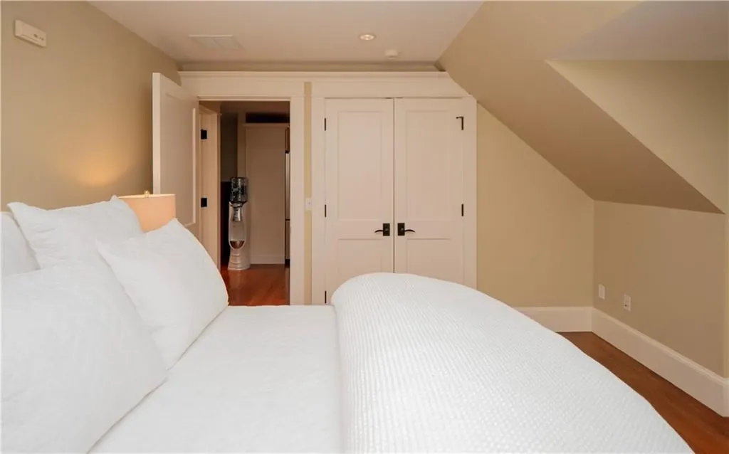 58 Ridge Road Newport RI 02840