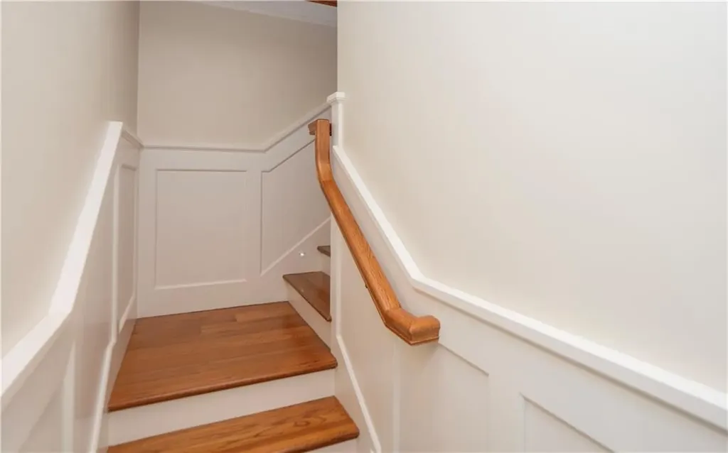 58 Ridge Road Newport RI 02840