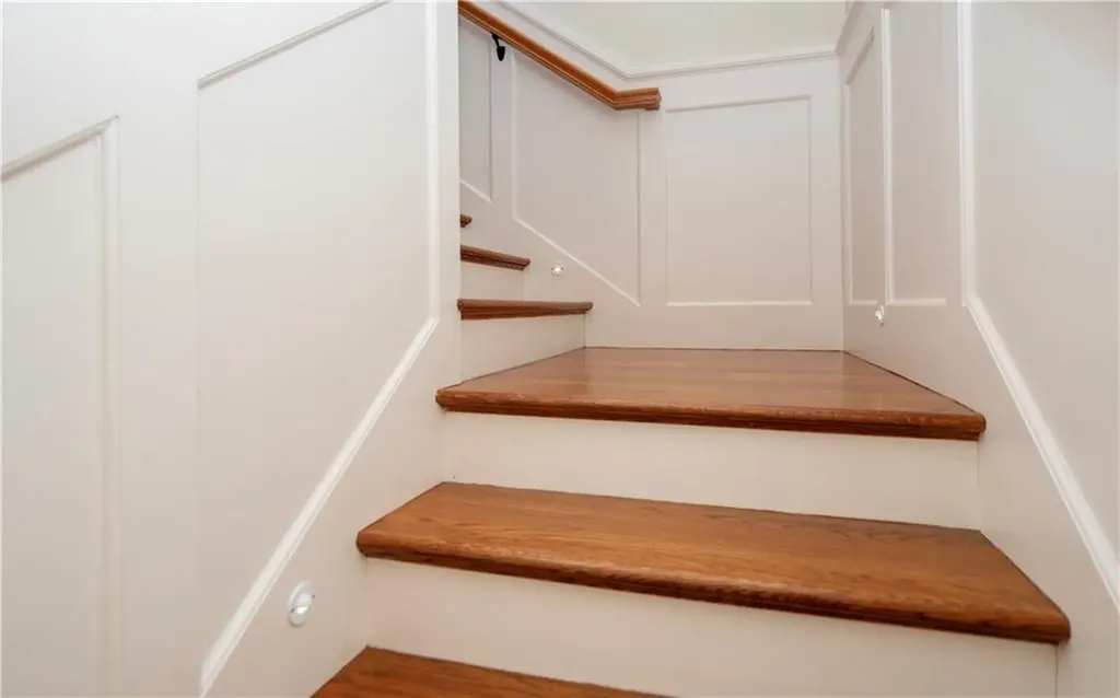 58 Ridge Road Newport RI 02840