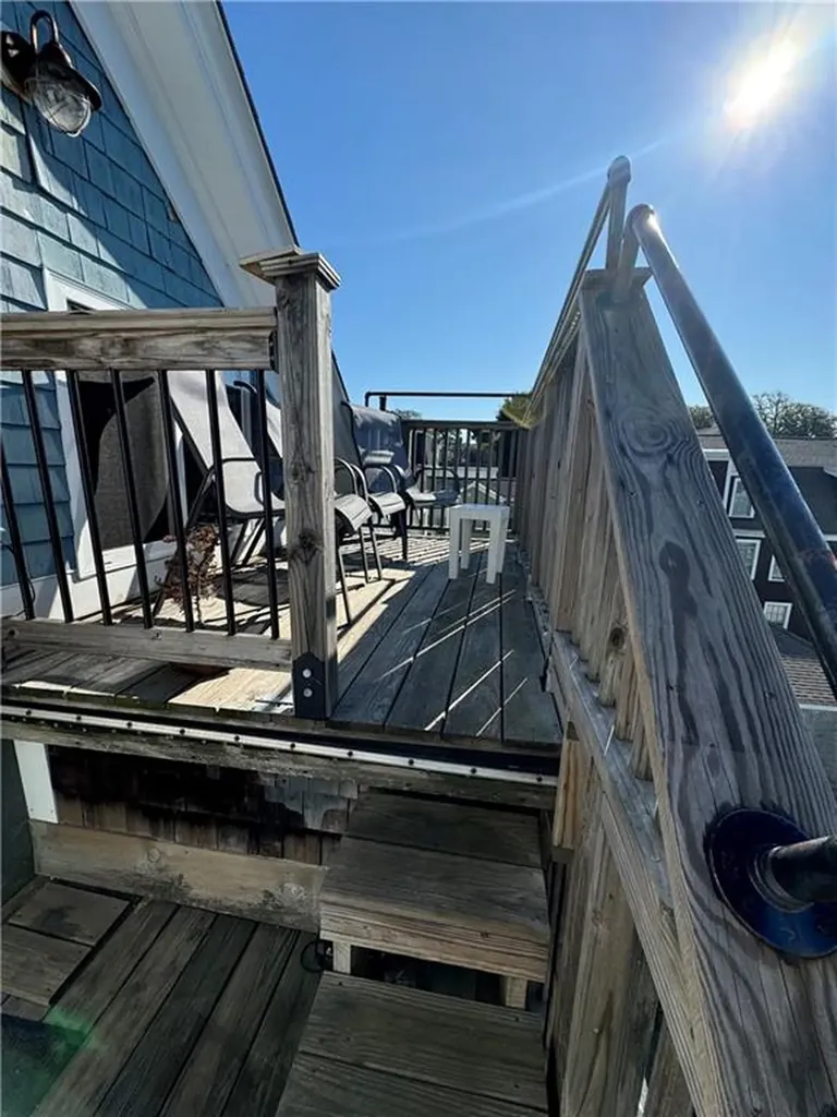 9 Ann Street Newport RI 02840