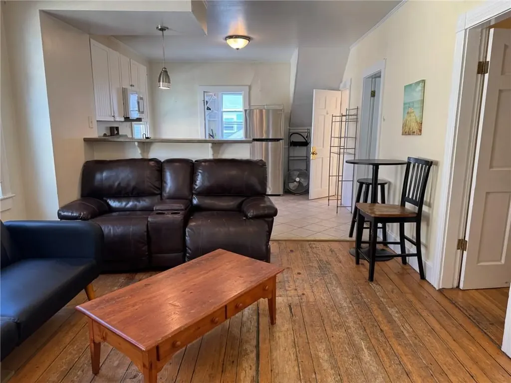 9 Ann Street Newport RI 02840