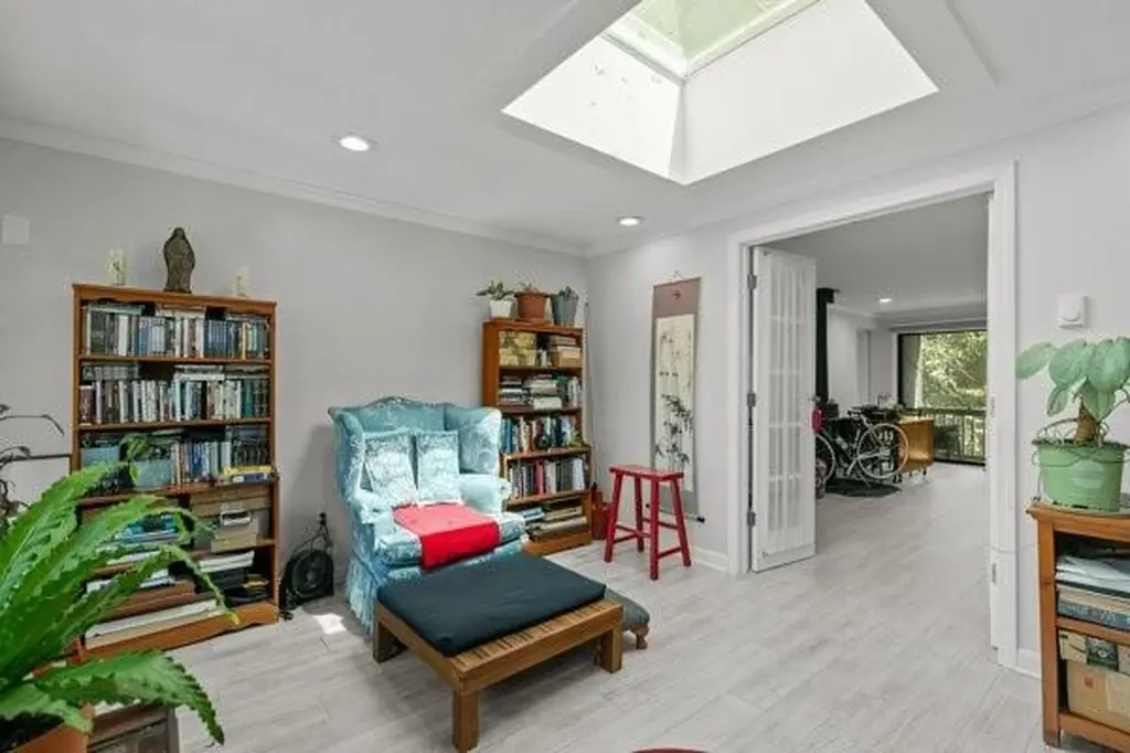 24 Camp Street Providence RI 02906