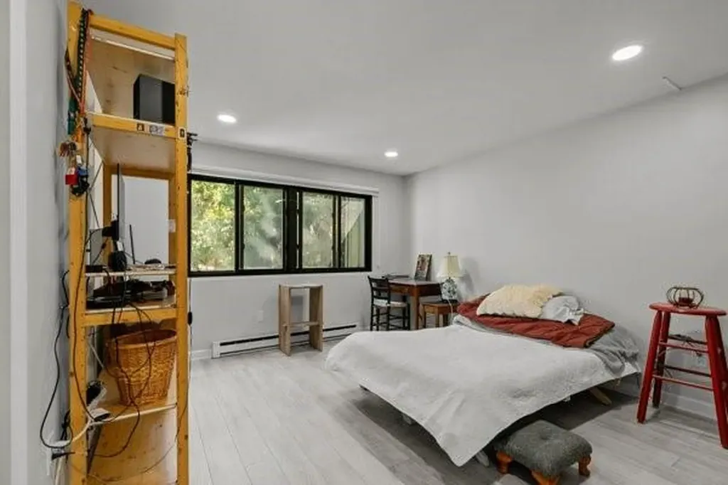 24 Camp Street Providence RI 02906