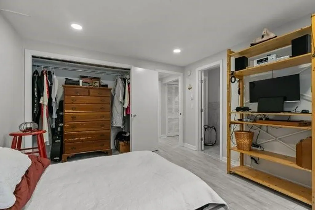 24 Camp Street Providence RI 02906