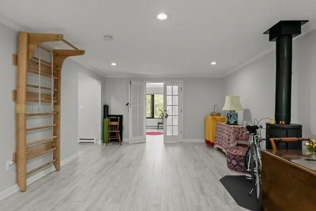 24 Camp Street Providence RI 02906