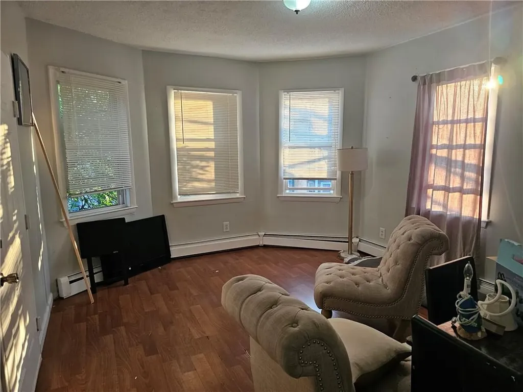339 Douglas Avenue Providence RI 02908