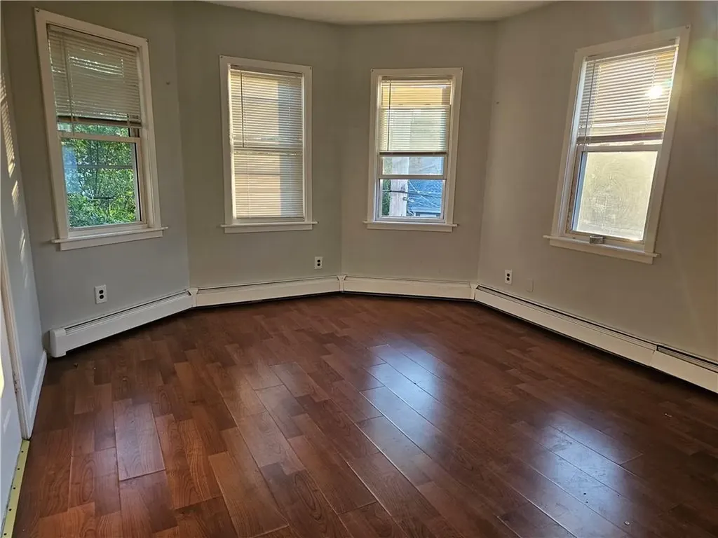 339 Douglas Avenue Providence RI 02908