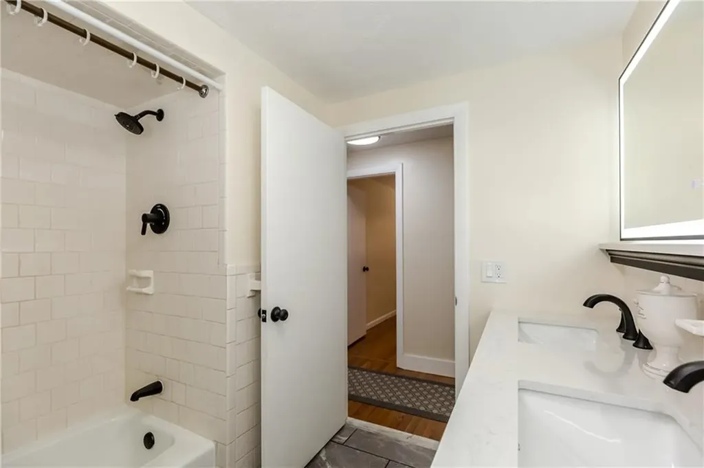 31 Cedar Drive West Warwick RI 02893