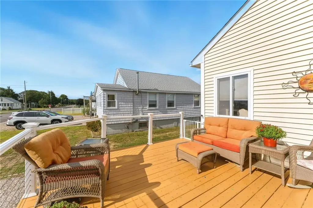 17 Montauk Avenue Westerly RI 02891