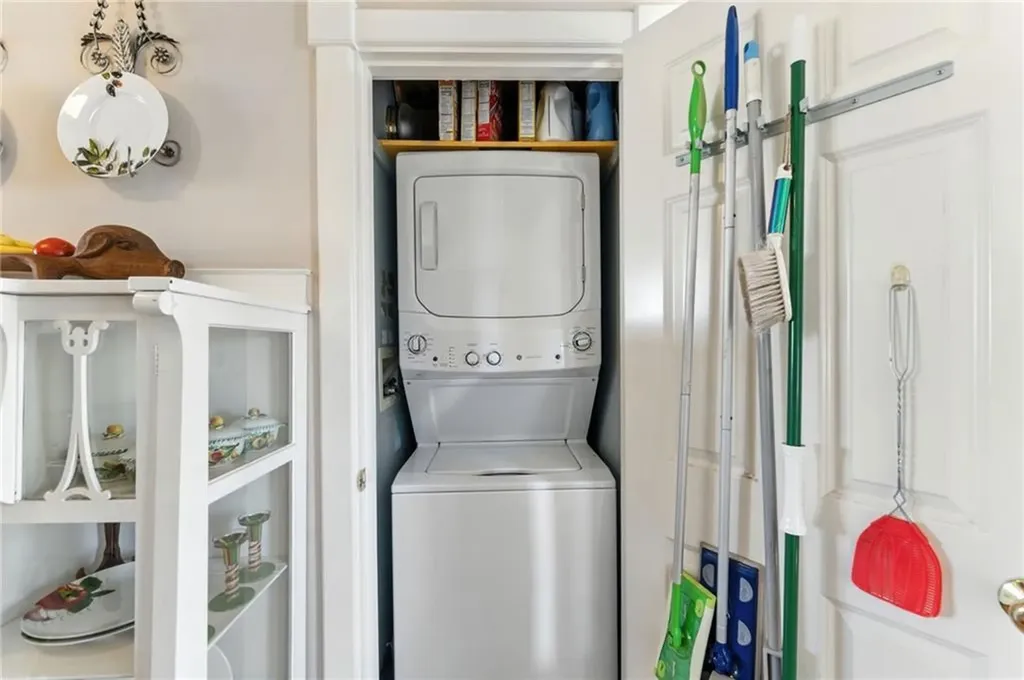 17 Montauk Avenue Westerly RI 02891
