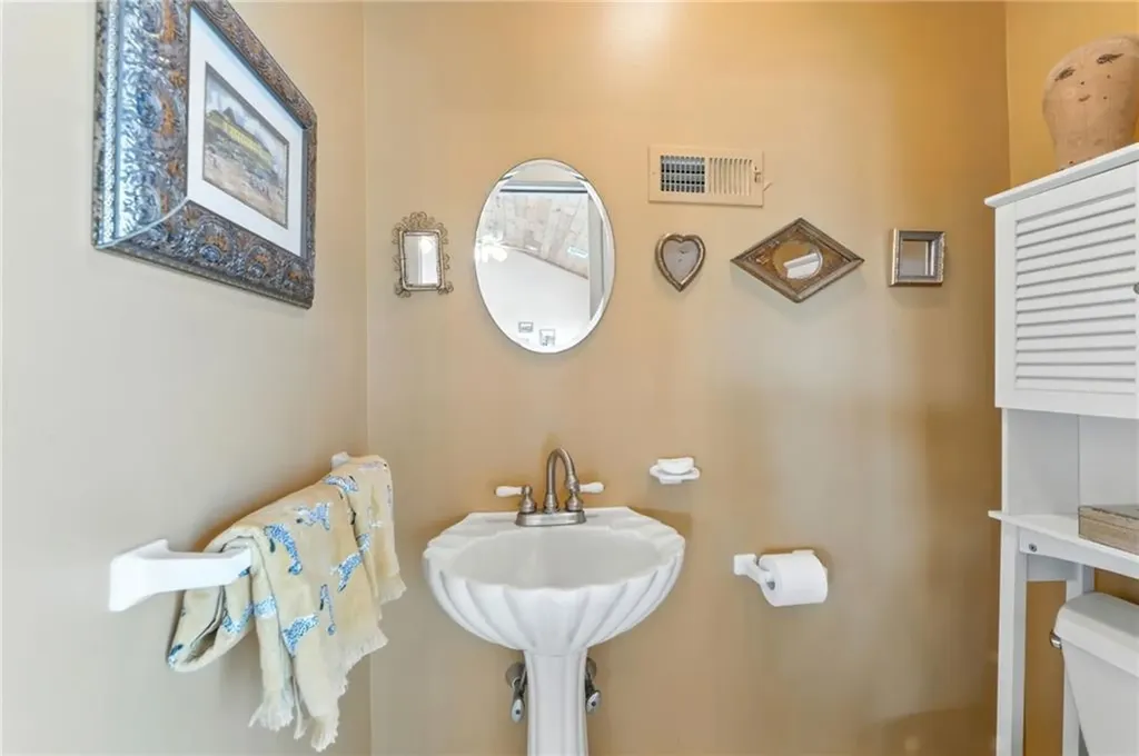 17 Montauk Avenue Westerly RI 02891