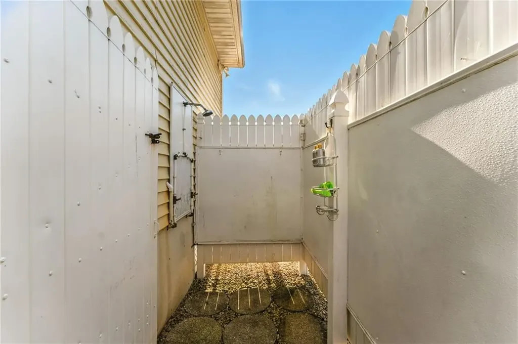 17 Montauk Avenue Westerly RI 02891