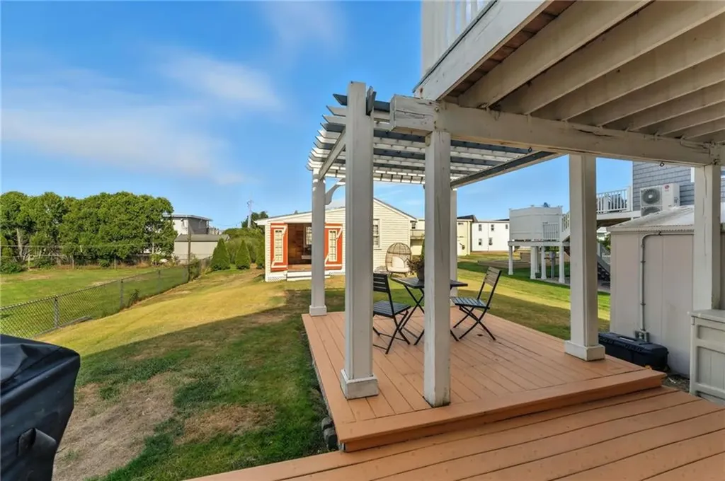 17 Montauk Avenue Westerly RI 02891