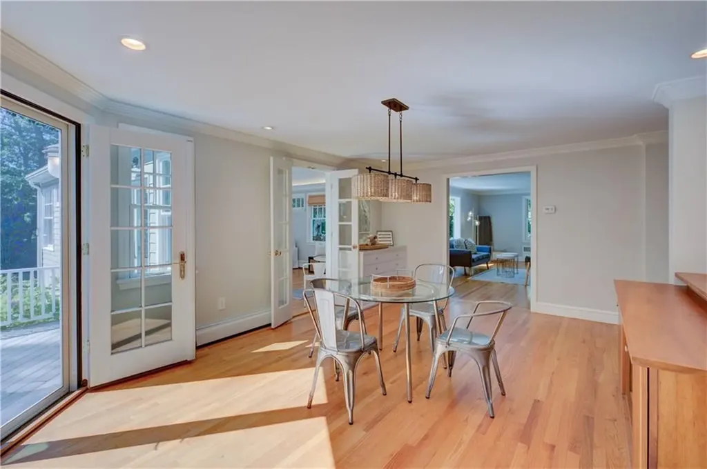 3 Echo Drive Barrington RI 02806