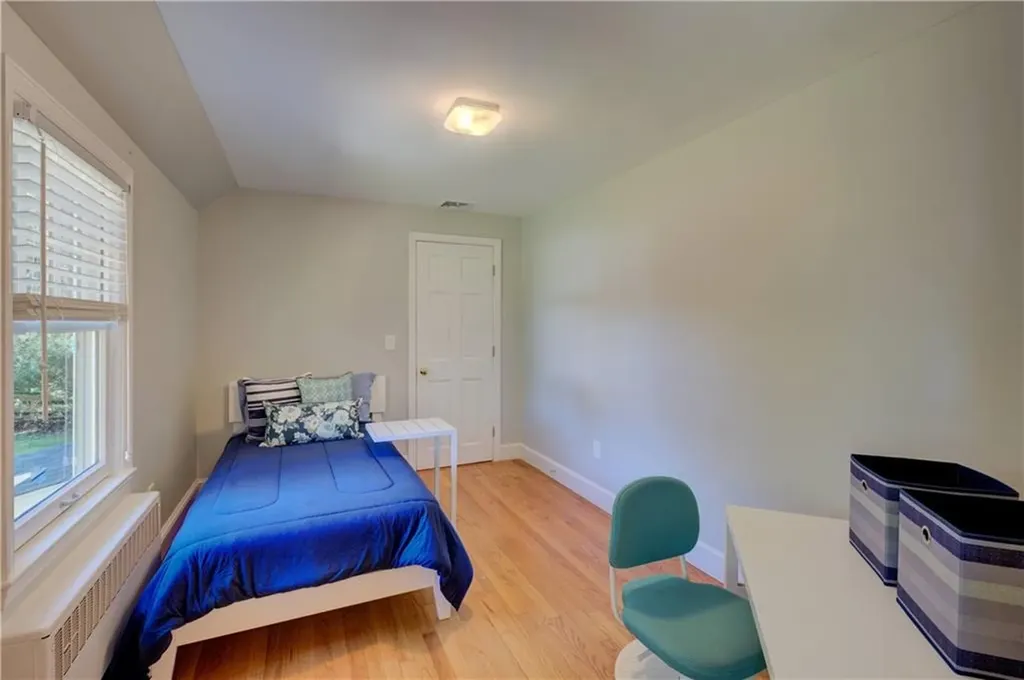 3 Echo Drive Barrington RI 02806