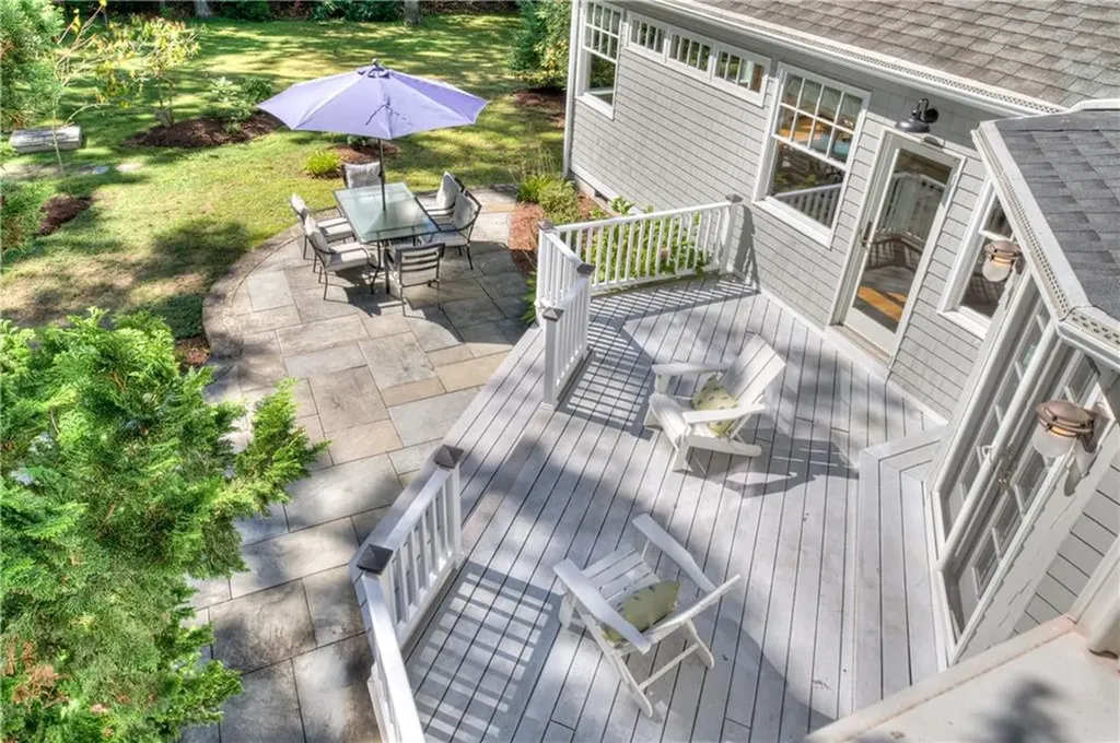 3 Echo Drive Barrington RI 02806