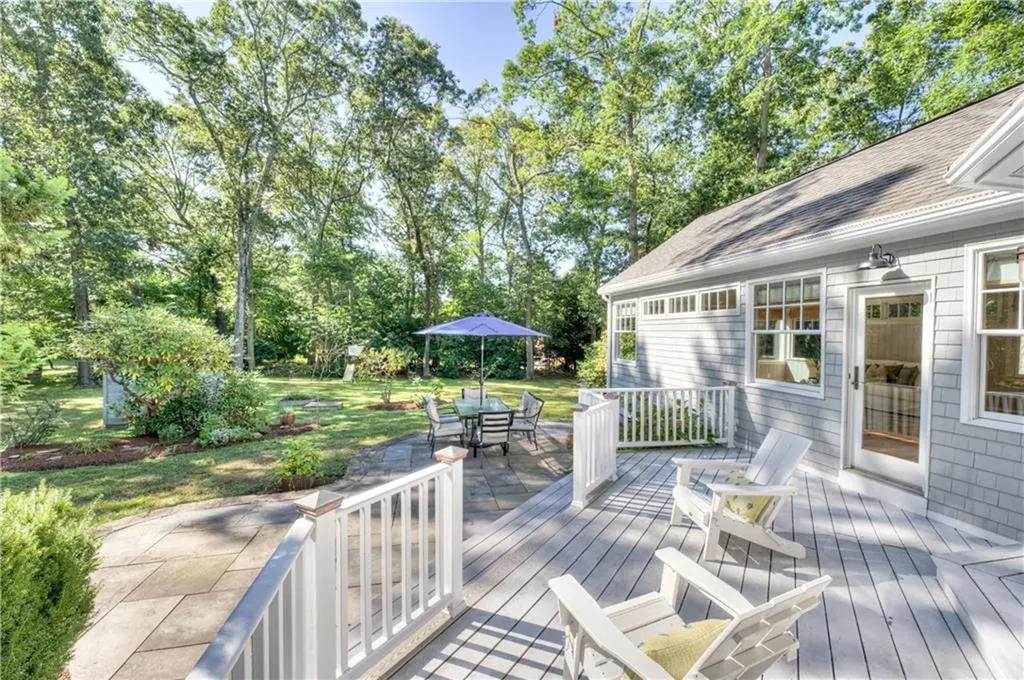 3 Echo Drive Barrington RI 02806