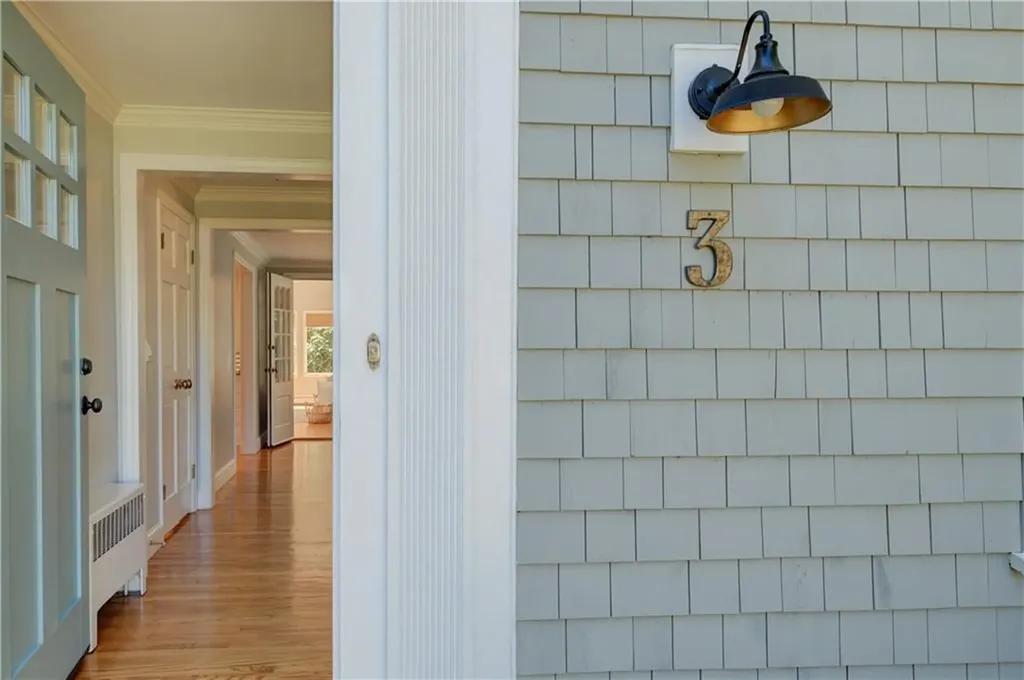 3 Echo Drive Barrington RI 02806