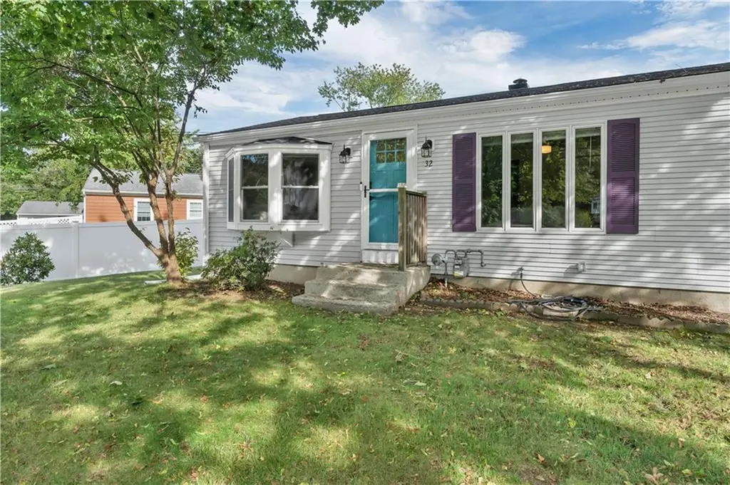 32 Wade Road Woonsocket RI 02895