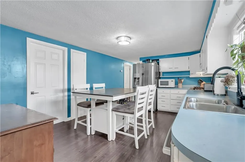 32 Wade Road Woonsocket RI 02895