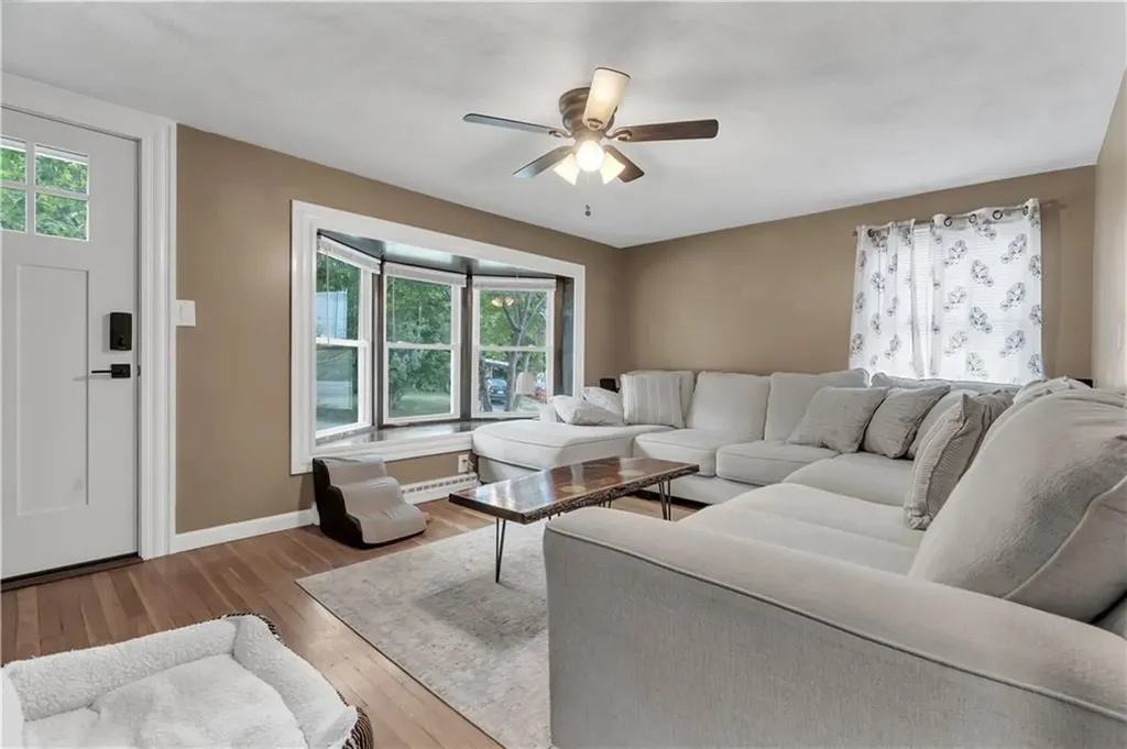 32 Wade Road Woonsocket RI 02895