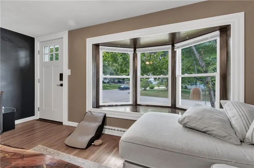 32 Wade Road Woonsocket RI 02895