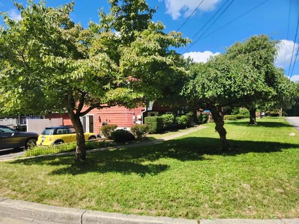 57 Lonsdale Street West Warwick RI 02893