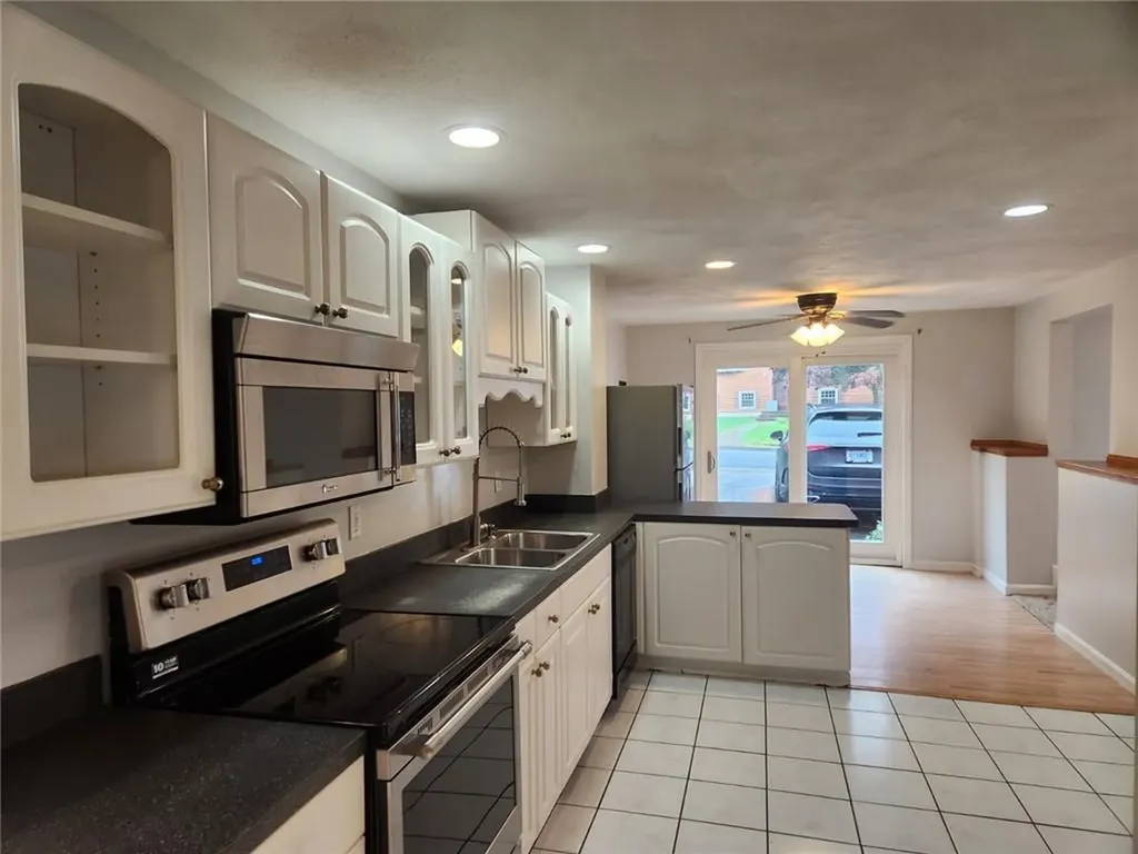 57 Lonsdale Street West Warwick RI 02893