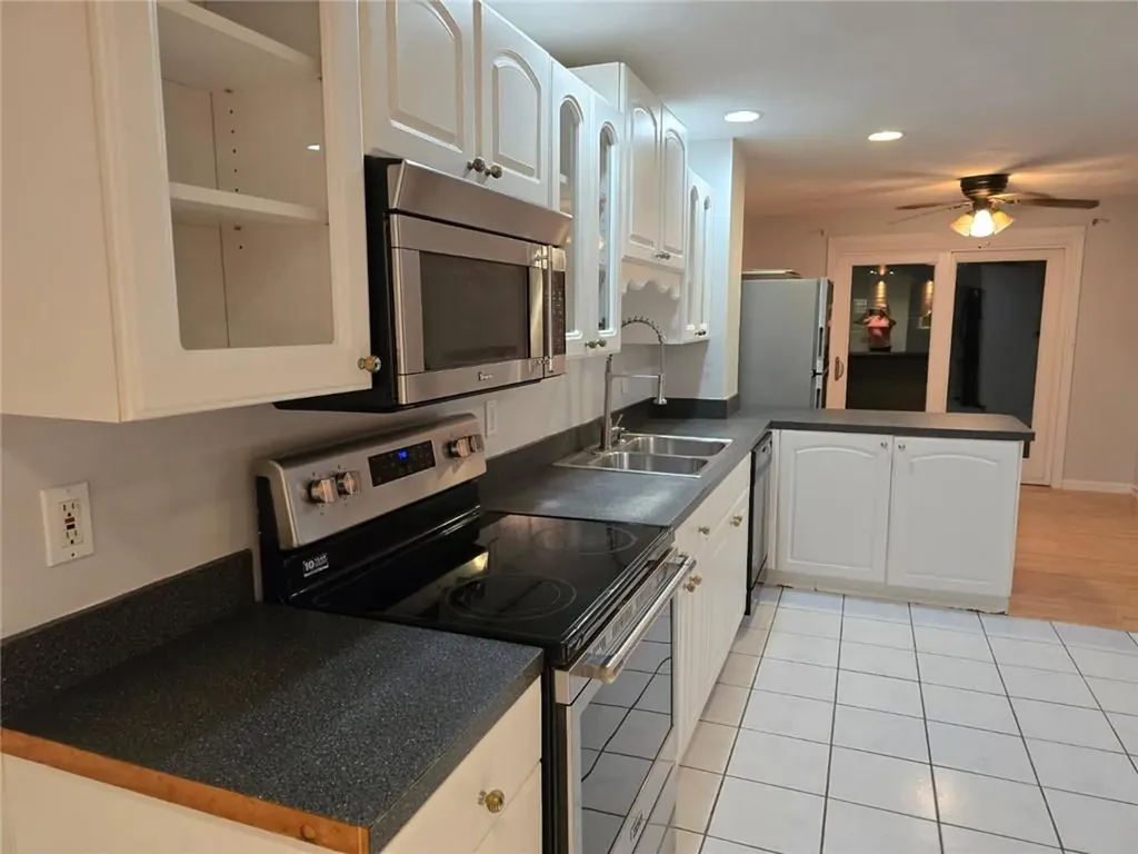 57 Lonsdale Street West Warwick RI 02893