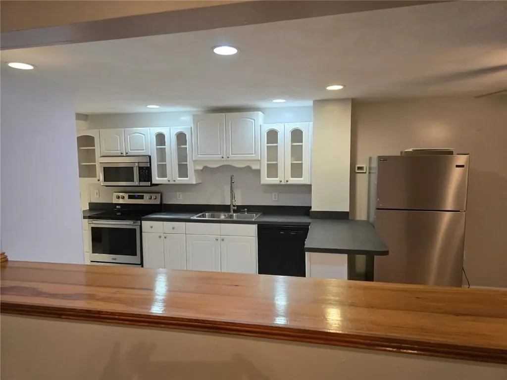 57 Lonsdale Street West Warwick RI 02893
