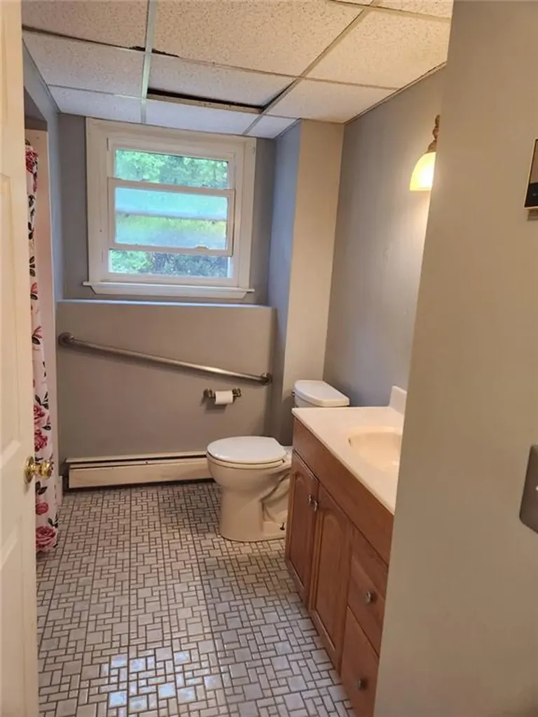 57 Lonsdale Street West Warwick RI 02893