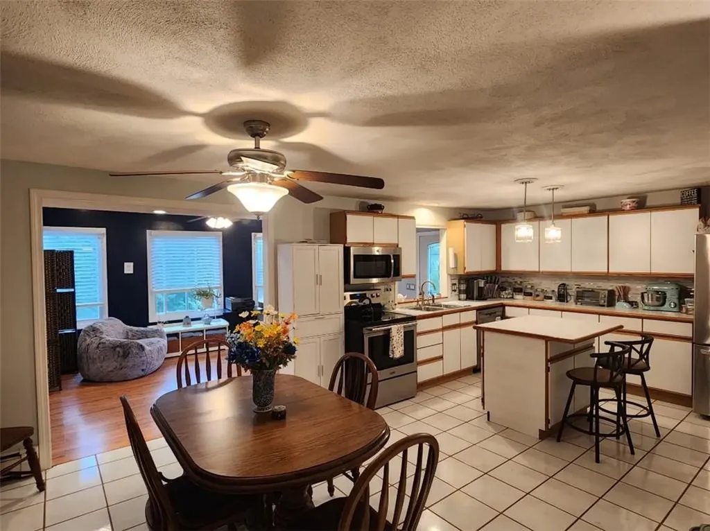 57 Lonsdale Street West Warwick RI 02893