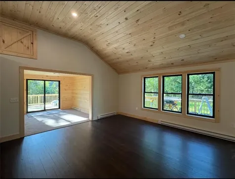 165 Scrabbletown Road North Kingstown RI 02852