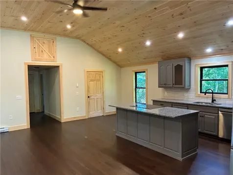 165 Scrabbletown Road North Kingstown RI 02852