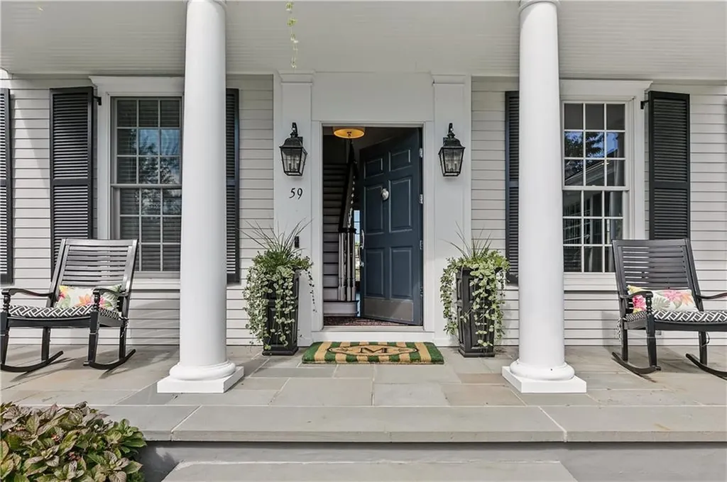59 Carnegie Harbor Drive Portsmouth RI 02871