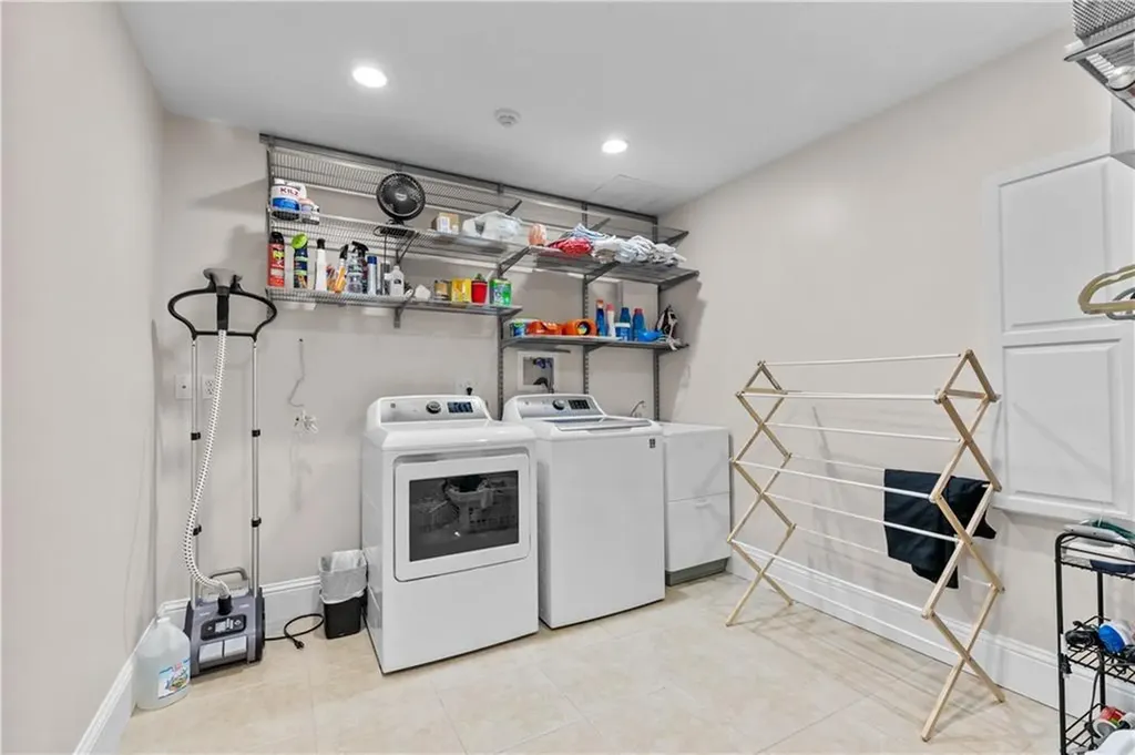 59 Carnegie Harbor Drive Portsmouth RI 02871