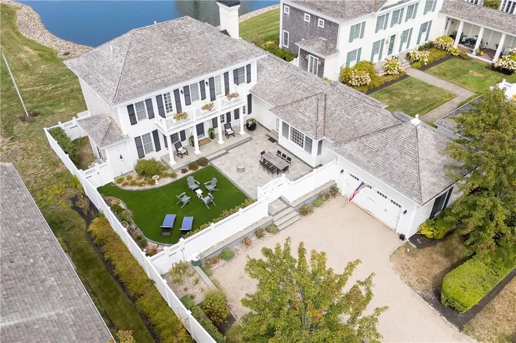 59 Carnegie Harbor Drive Portsmouth RI 02871
