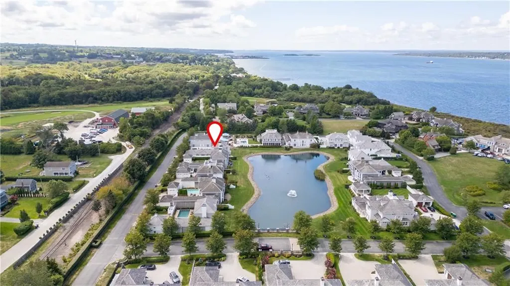 59 Carnegie Harbor Drive Portsmouth RI 02871